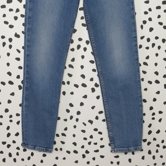 Re/Done Originals Ultra High Rise Button Fly Ankle Crop Jeans - Picture 5 of 13